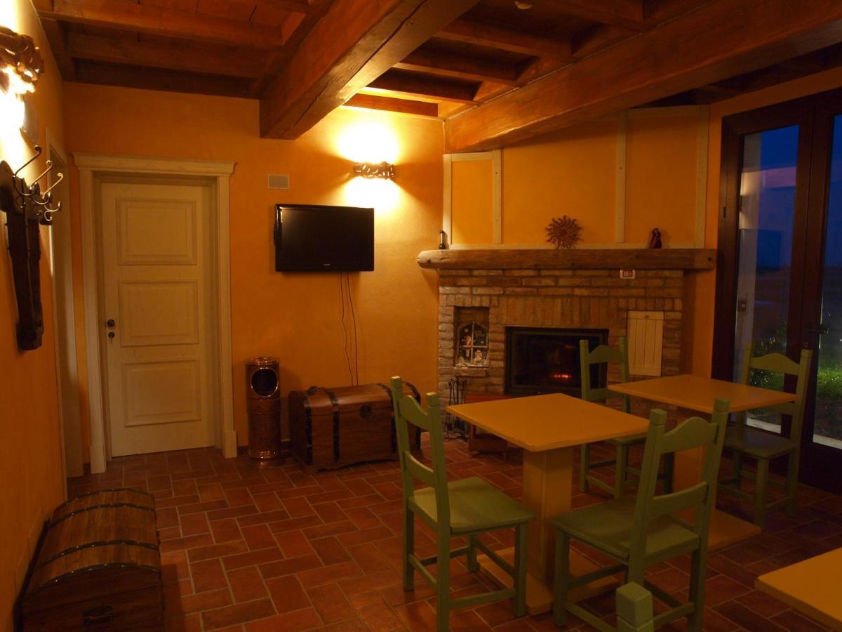 Agriturismo Al Navile Malalbergo エクステリア 写真
